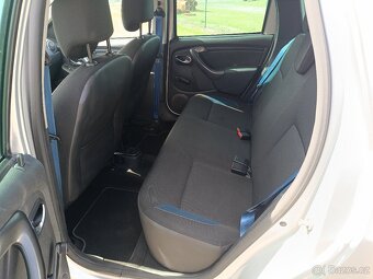 DACIA Duster 1.6i 77kW 4x4 benzin - 10