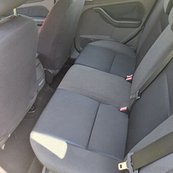 FORD FOCUS 1.6TDCI - BEZ INVESTIC - 10