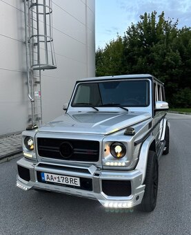 Mercedes G - 10