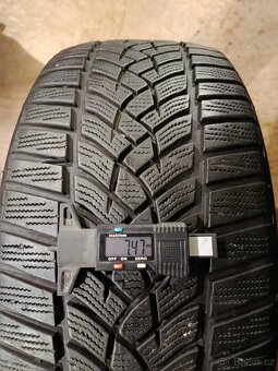 4ks zimni 225/45/18 Goodyear - 10
