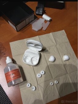 sluchátka Samsung Galaxy Buds2 Pro - Bílá (White) - 10