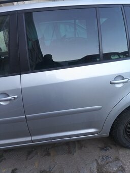 Prodám náhradní VW Touran 2004 - 10