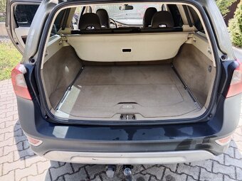 VOLVO XC70 2,4D5 AWD 136kw automat - 10