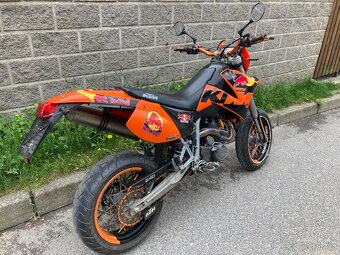 KTM 640 LC4 supermoto - 10
