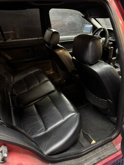 BMW e36 323i touring - 10