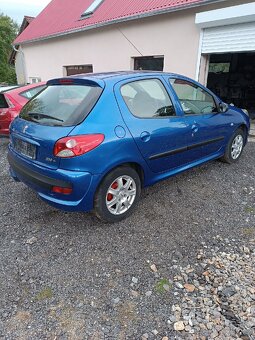 Peugeot 206+ 1.4i - 10