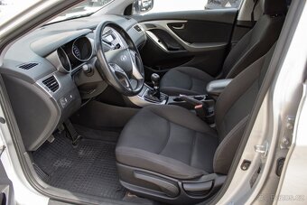 Hyundai Elantra 1.6i /aj na splátky/ - 10