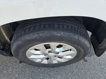 Prodám DUSTER TCe 100 LPG Comfort - 10