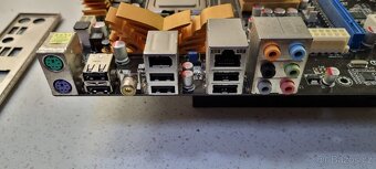 Asus p5q + intel core 2 duo - 10