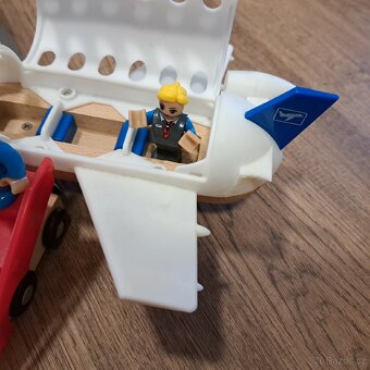 Koleje, vláček, městečko, letiště - 10