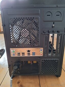 PC skříň + Corsair CX430M +chladič Gelid Tranquillo 3 +další - 10