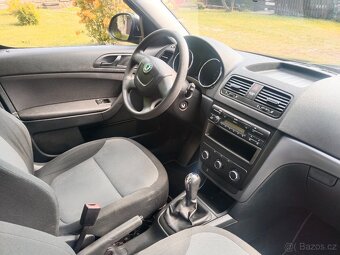 Škoda Yeti 1,2tsi, 77kw 6kvalt, serviska ,klima - 10