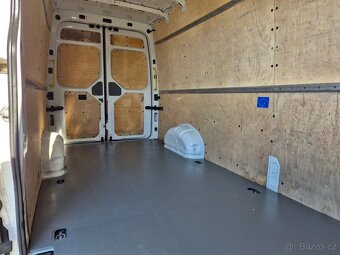 Volkswagen Crafter 2019 L3H2 2.0TDi/140hp DPH - 10