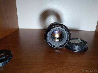 Canon eos 70D+EFS 18-55 mark 3+ EF 50 f1.8 - 10