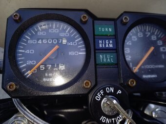Suzuki DR 350 - 10