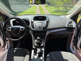 Ford Kuga 2.0TDCi 110kw 4x4 2015 - 10