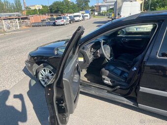 Volvo V70 2.4 D automat - STK 9/2026 - Klimatizace - 10