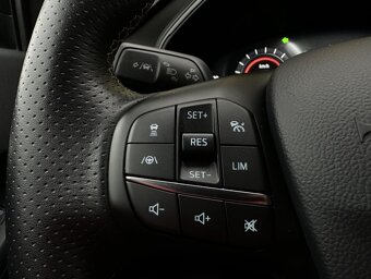 Ford Focus ST Automat 206kW 1.Maj.B&O r.v. 2021 - 10
