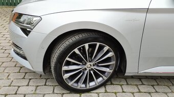 Superb IIIF L&K2.0tdi 147kw 7dsg/4x4 ČR-1.m.DPH - 10