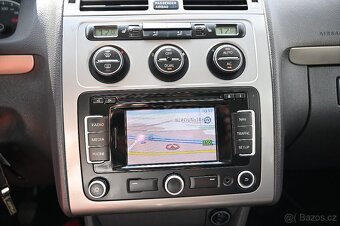 Volkswagen Touran 1.4TSI 103KW Freestyle 8/2009 - 10