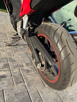 Honda CBR 500R - 10