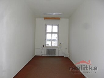 Pronájem kancelářských prostor 200 m2, Opava, Husova - 10