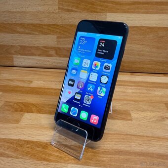 iPhone SE 2020 64GB, černý (12 měsíců záruka) - 10