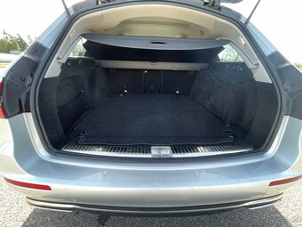 Prodám Mercedes E220 d 4M kombi - 10