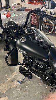 Prodám Harley Road King Special - 10