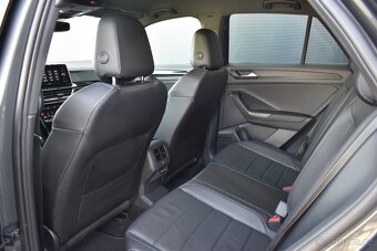 Volkswagen T-Roc R 2.0 TSI 221kW 4x4 TAŽNÉ MODEL 2023 - 10