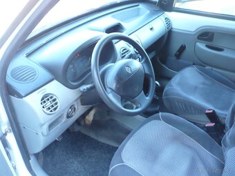 Renault Kangoo 1.5 dCi - 10