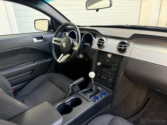 Ford Mustang, 4.0 V6, 150kw Manual - 10