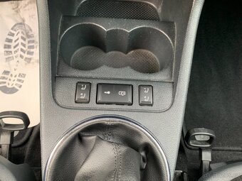 Škoda Fabia II FL 1.2 TSI Ambition r.v.2014 TOP - 10