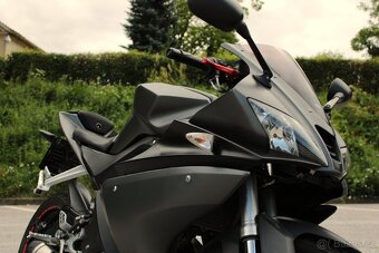 Yamaha YZF-R125 - 10