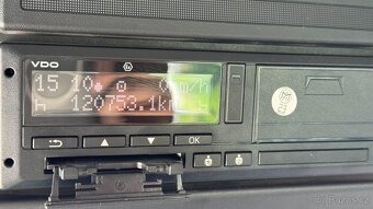 Renault Kerax 450.32 8x4 hákový nosič kontajneru - 10