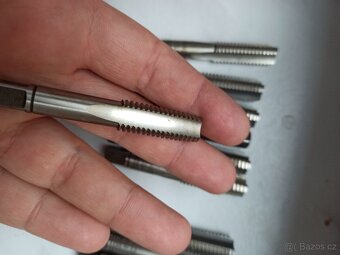 Prodám nové sadové závitníky M12 - 10