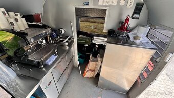 Airstream Overlander 26 - 10