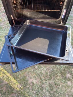 Vestavná trouba Hotpoint Ariston - 10