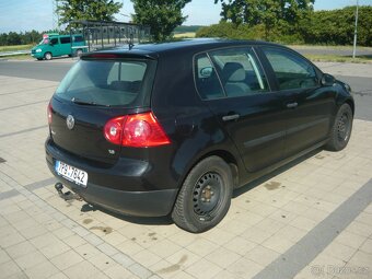 VW GOLF 5 1,6 - 10