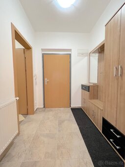 Pronájem bytu 1+kk s balkónem, ul. Aninská, Znojmo - 10