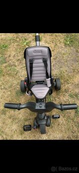 Golfky, turistická postýlka a tříkolka - 10