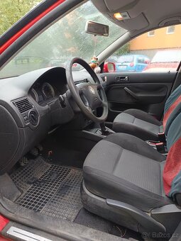 Prodám VV Golf, 1.9 tdi, r.v. 2005 - 10