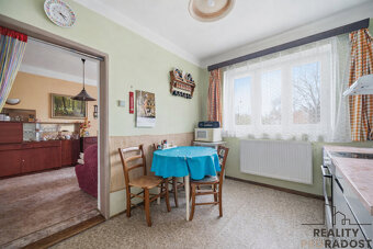 Prodej dvogeneračního domu, Jelen - 10