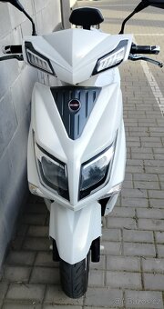 El. Skútr HECHT equis - 10