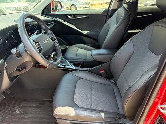 Kia Niro Hybrid 1.6 GDi HEV 1.majCZ Záruka Kia DPH - 10