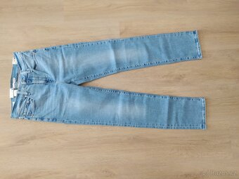 Dámské rifle Levi's 724 28/30 - 10