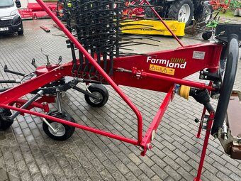 Shrnovač píce, sena FARM LAND KS 460 ZÁNOVNÍ STAV - 10