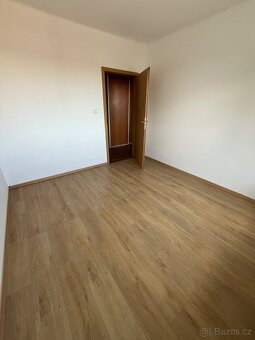 Slunný byt 2+kk po rekonstrukci - Poděbrady - 10