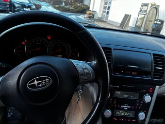 Subaru Outback 2.5i | LPG | manuál | lowrange - 10