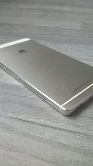 Huawei P8 na díly/opravu - kontakt email - 10
